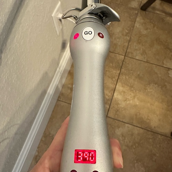 Beachwaver Rotating Curling Iron Ceramic Barrel Digital Hair Curler SarahPotempa - Picture 6 of 7